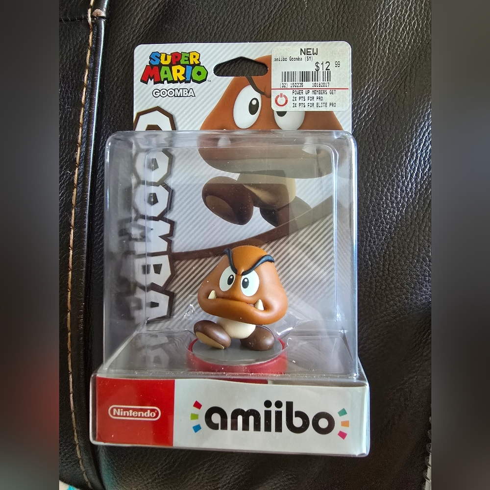 Amiibo Nintendo Super Mario Goomba New Sealed.  Box Is In Mint Condition